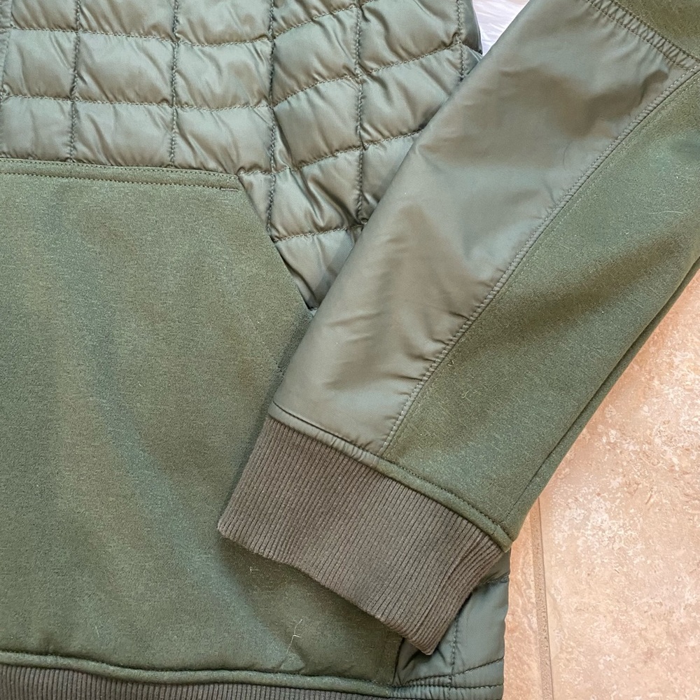 The North Face Shell-Style Jacket. Large - image 3